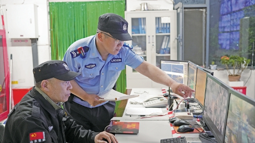 凤城派出所陈明军：一身辅警蓝 廿载烟火安