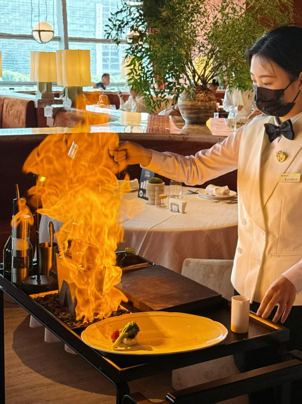 入驻泉城热度持续走高！王品牛排济南恒隆店开业运营火爆，精致西餐新地标落地济南
