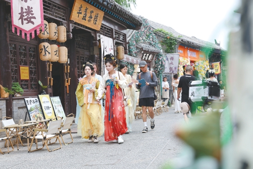 端午假期第二天，全市30家景区接待游客总量为60.61万人次
