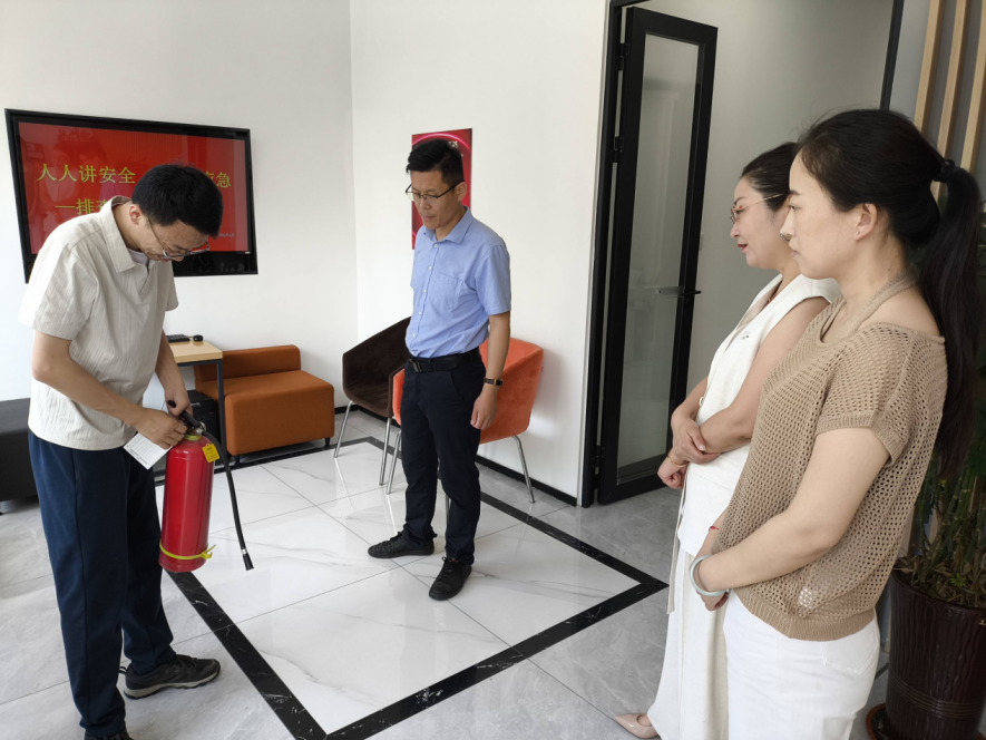 压实安全责任 筑牢发展屏障——平安产险宁阳支公司扎实开展2026年“安全生产宣传月”活动