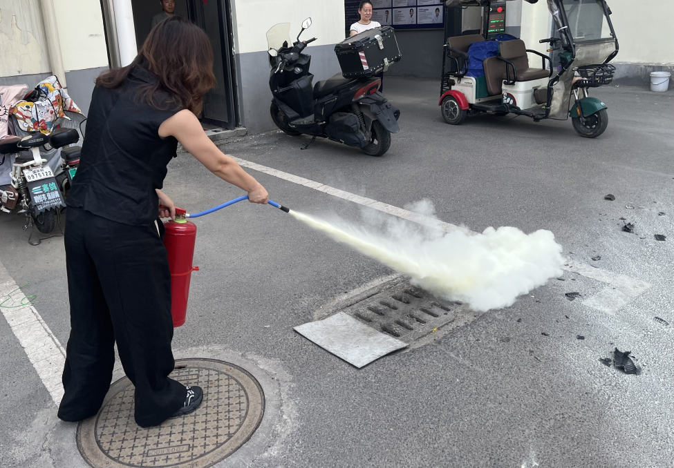 平安产险邹平支公司开展安全生产消防培训活动