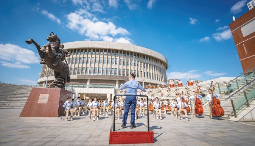 沃土育根，勤志成林：历城二中拔尖创新人才培养之道