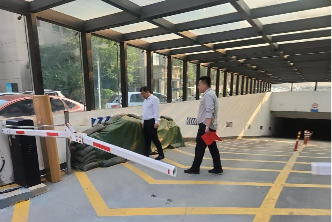 严阵以待 逆风守护 平安产险临沂中心支公司全力防御台风“巴威”