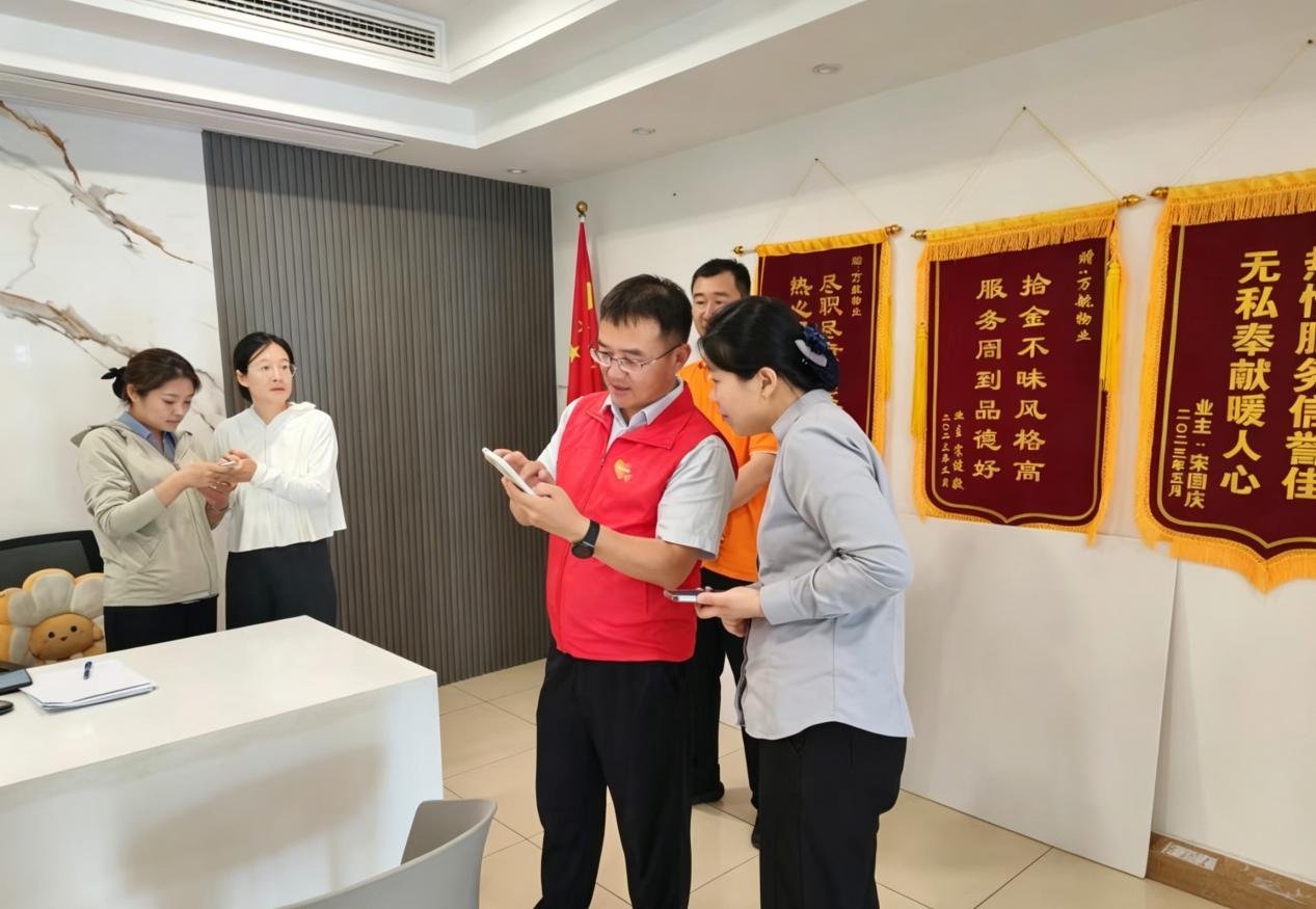 风雨见担当，服务暖人心——平安产险泰安中心支公司“7·8 保险节”暨台风“巴威”风险减量专项行动纪实