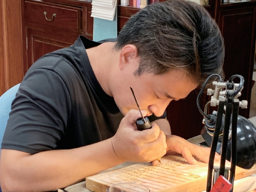 雕刻时光——“90后”李振豪的雕版印刷之路