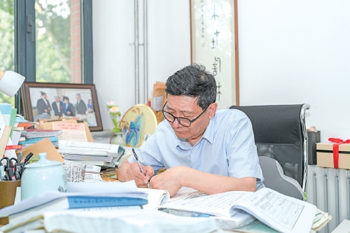 杜泽逊：坐得住冷板凳，用学问传承中华文明