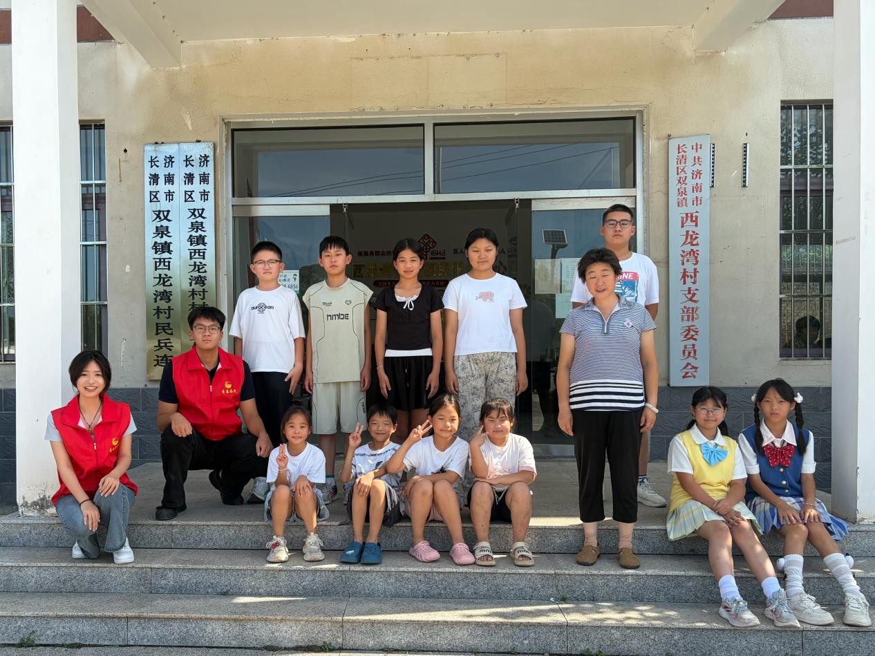 “泉城义工”山东交通学院服务团走进“全国文明村镇”双泉镇开展文明实践活动