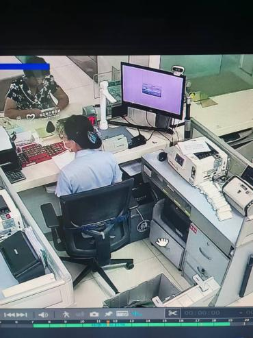 农行济南泺源无影山支行：贴心服务暖人心，高效兑换磨损零钱获赞誉
