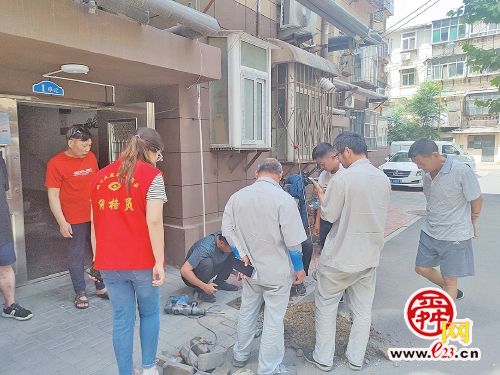 热线有了“网格哨兵”，诉求实现“未诉先办”——天桥区工人新村南村街道“12345+网格”放大基层治理“乘数效应”
