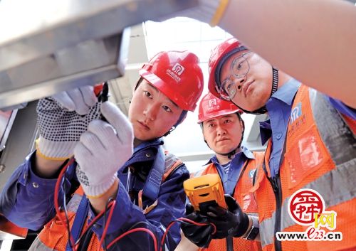 轨道织通泉城 一线守护出行