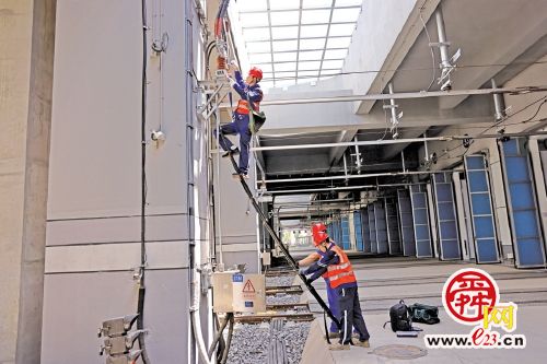 轨道织通泉城 一线守护出行