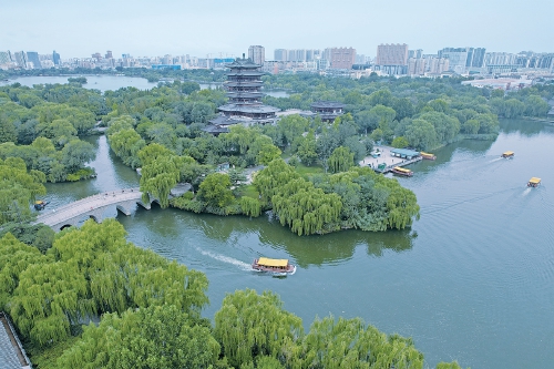 烟雨明湖 水墨泉城