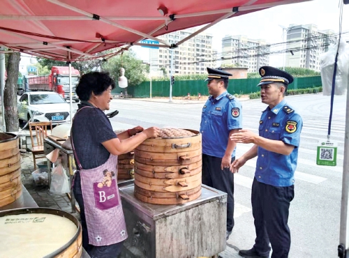 三维治理出实招 疏堵结合治占道 长清城管打出城市精细化治理组合拳