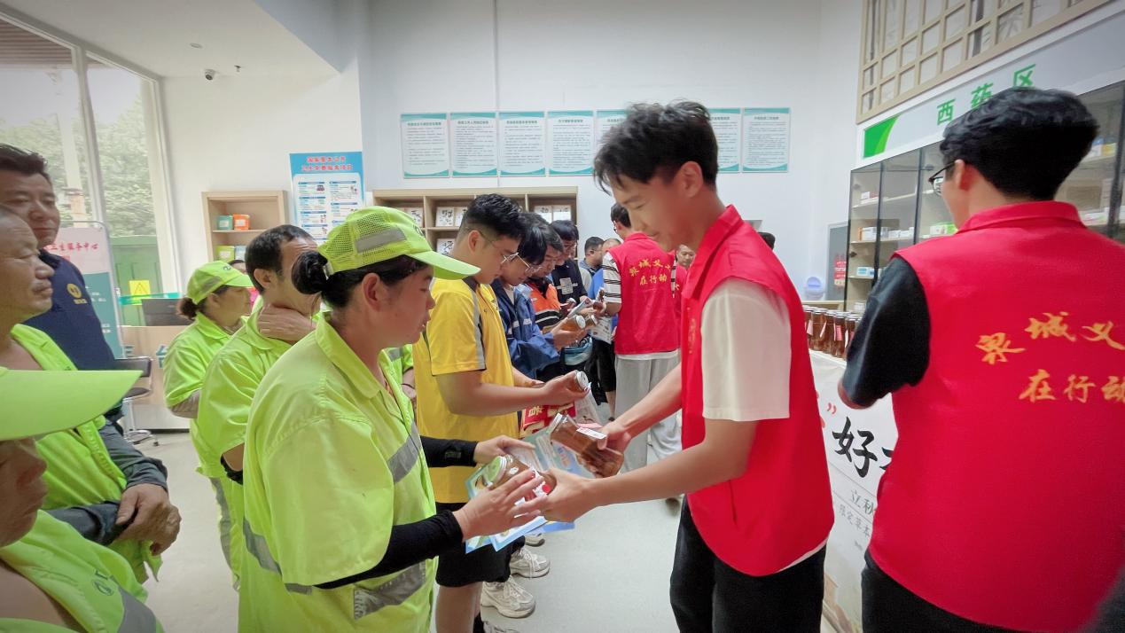 永庆街社区举办七夕邻里暖“新”节  欢乐出行永庆街社区志愿者服务队成立 