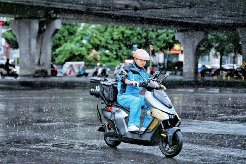 济南未来一周雷阵雨频繁，最高气温34℃左右