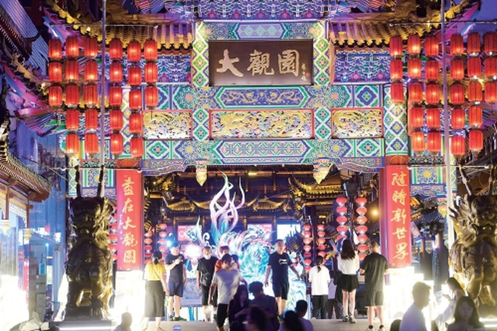 欧亚大观园有“碰头”市集