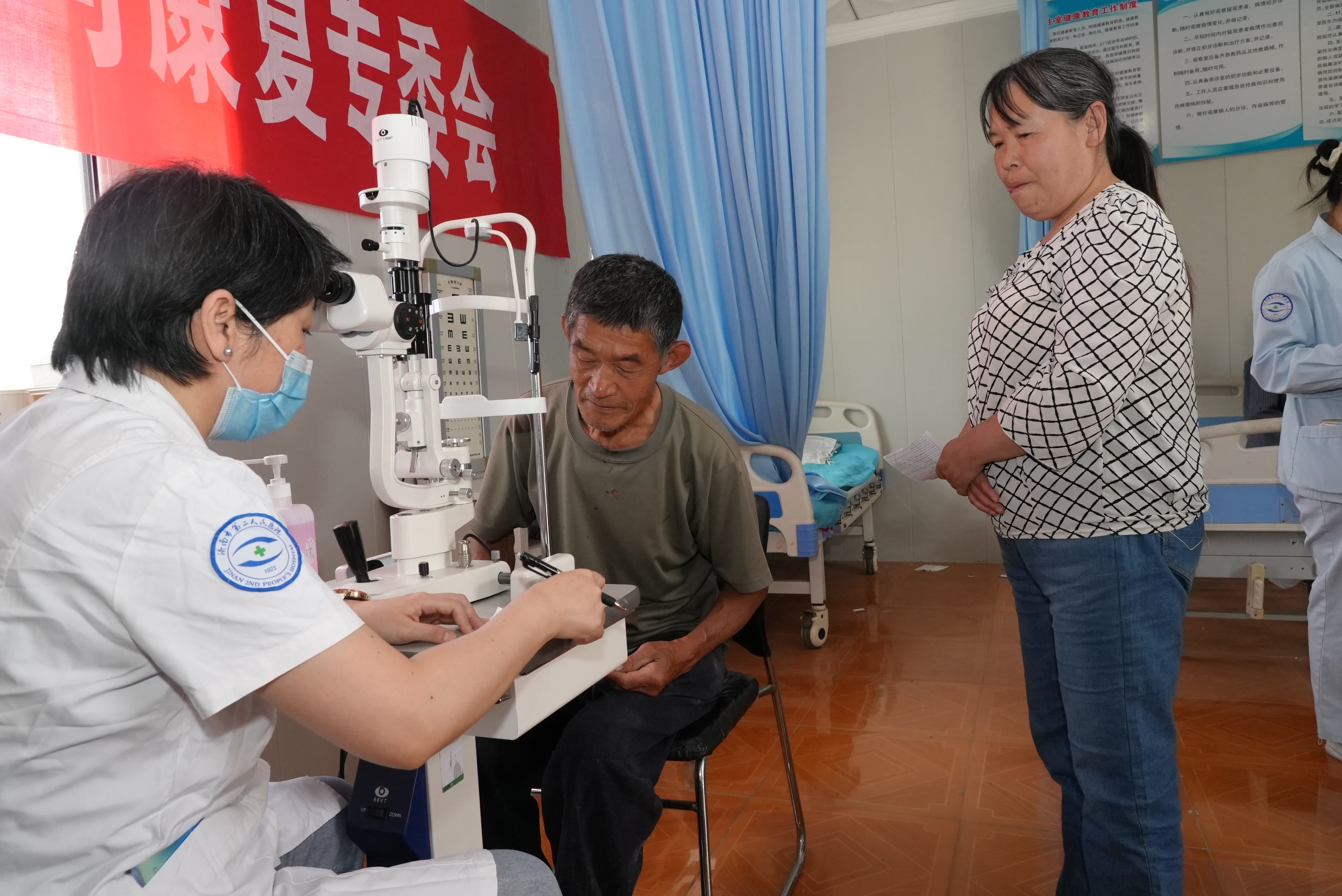 民生民声丨社区与乡村，济南健康服务网络越织越密——名医来到家门口