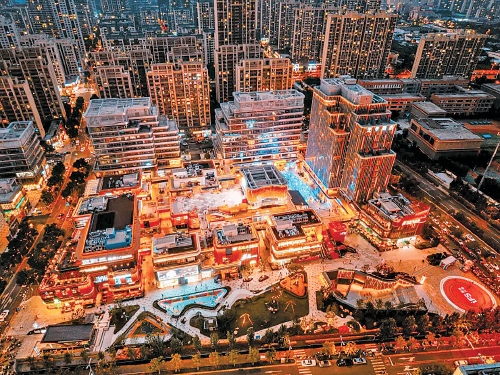 一场关于服务的济南攻坚战 “像抓工业一样抓服务业”，济南能否再造一个万亿级增长极？