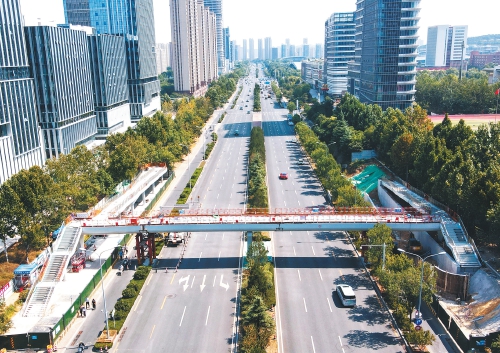 新建人行天桥方便周边出行
