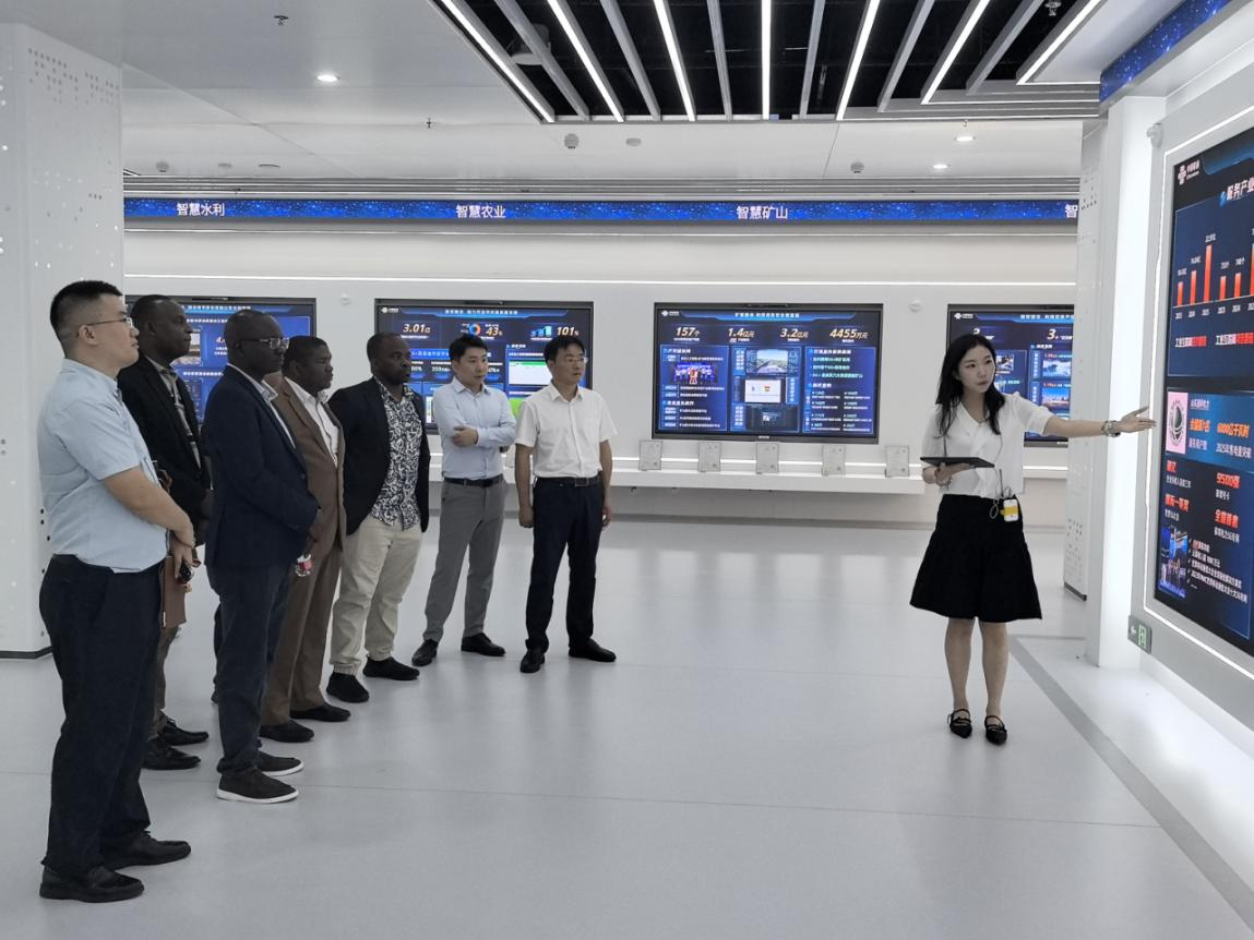 党建聚合力，智算启新篇——中国联通济南市分公司赋能数智济南建设实践