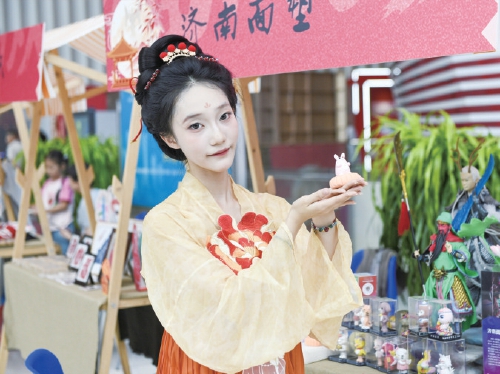 越夜越燃！“月光经济”照亮泉城游 假期第二天30家景区纳客49.78万人次