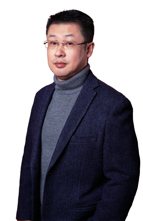 畀愚《纯真年代》：时间会让一切变得可能