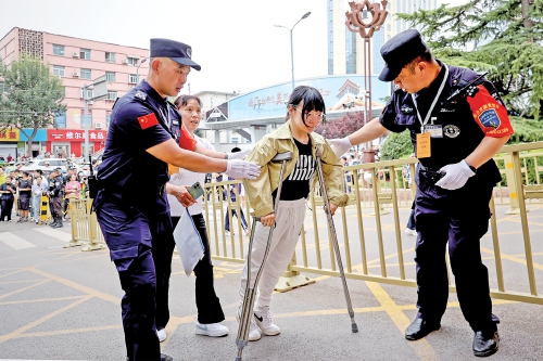 视觉：微光成炬 筑梦泉城