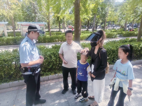 泉城那抹“警”色 是长假最安心的风景