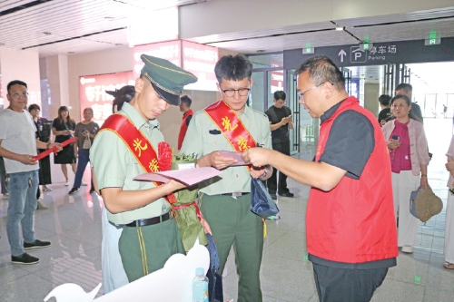 一份尊崇贯军旅 一城温情伴老兵——济南市退役军人服务保障工作深耕“四尊崇、五关爱、六必访”厚植崇军情