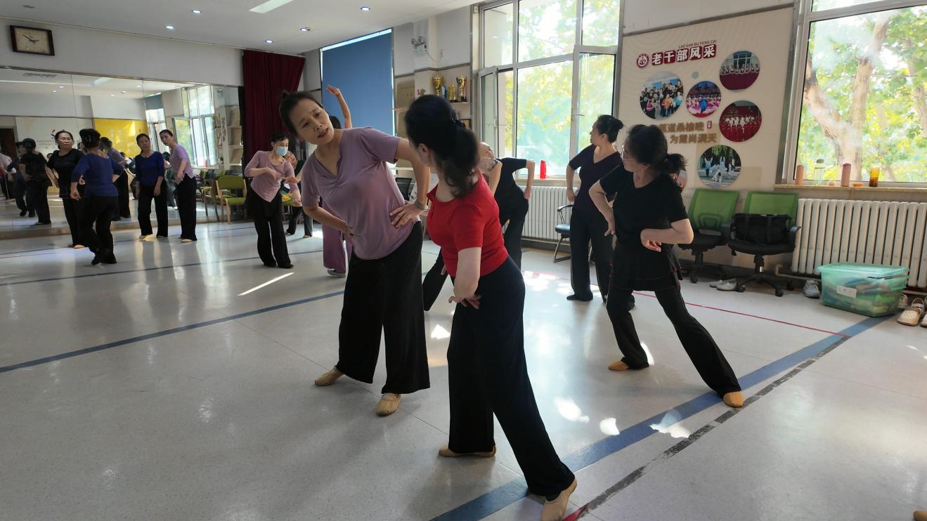 融媒·见证丨济南第一批回迁安置小区，与城市同频成长——家宴里的四十年