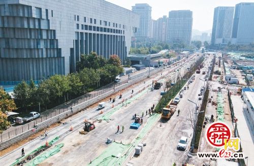 双向两车道变六车道 泺邑路南段展新貌