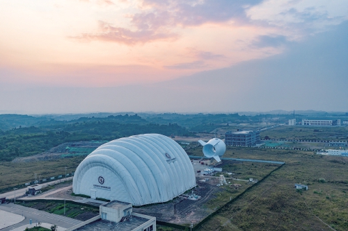 我国自主研发全天候浮空器“云哨M1000-CNS”完成首飞试验