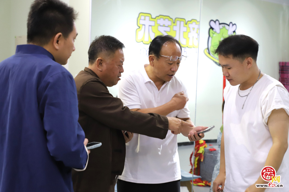 融媒·先锋丨小而实、土而真——听！乡村“好声音”