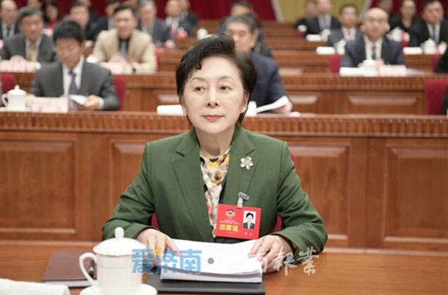 市政协十四届三次会议举行大会发言 王忠林孙述涛雷杰到会听取发言