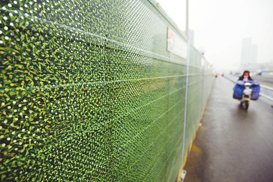 透视围挡首次亮相济南