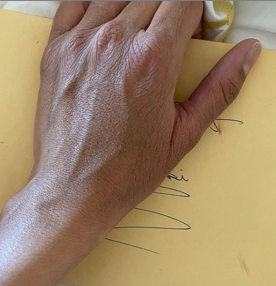 令人泪目!科比生前写的信曝光 给我一生的挚爱