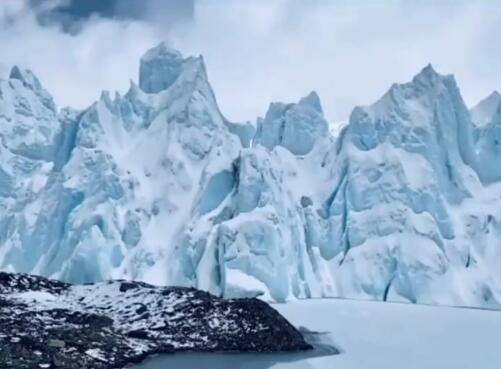 气势磅礴  壮观的珠峰冰川震撼你  