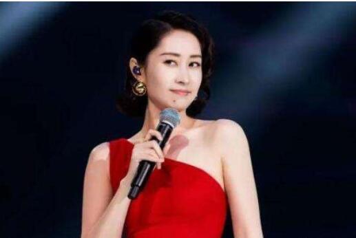 刘敏涛千万直拍火遍全网 开口让你忘了原唱