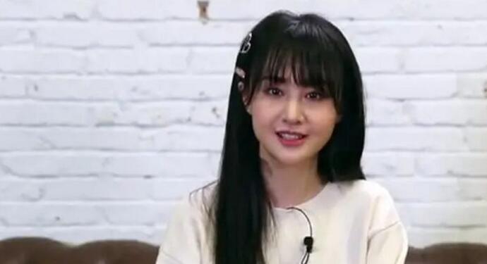 肿了吗？郑爽经纪人发文diss鹅厂怎么回事？终于真相了，原来是这样！