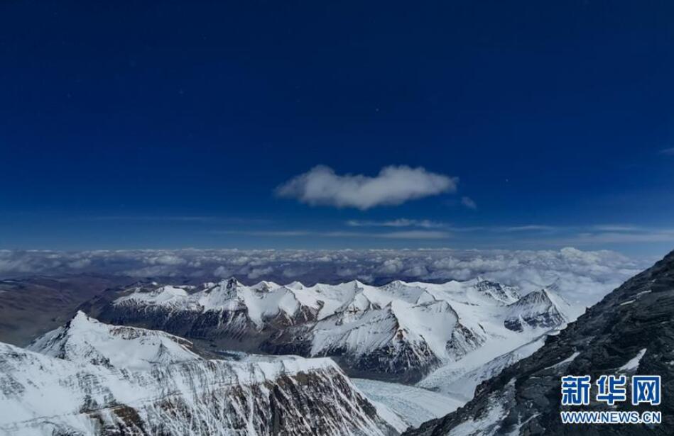 海拔7000米以上 珠穆拉玛峰的壮美景色