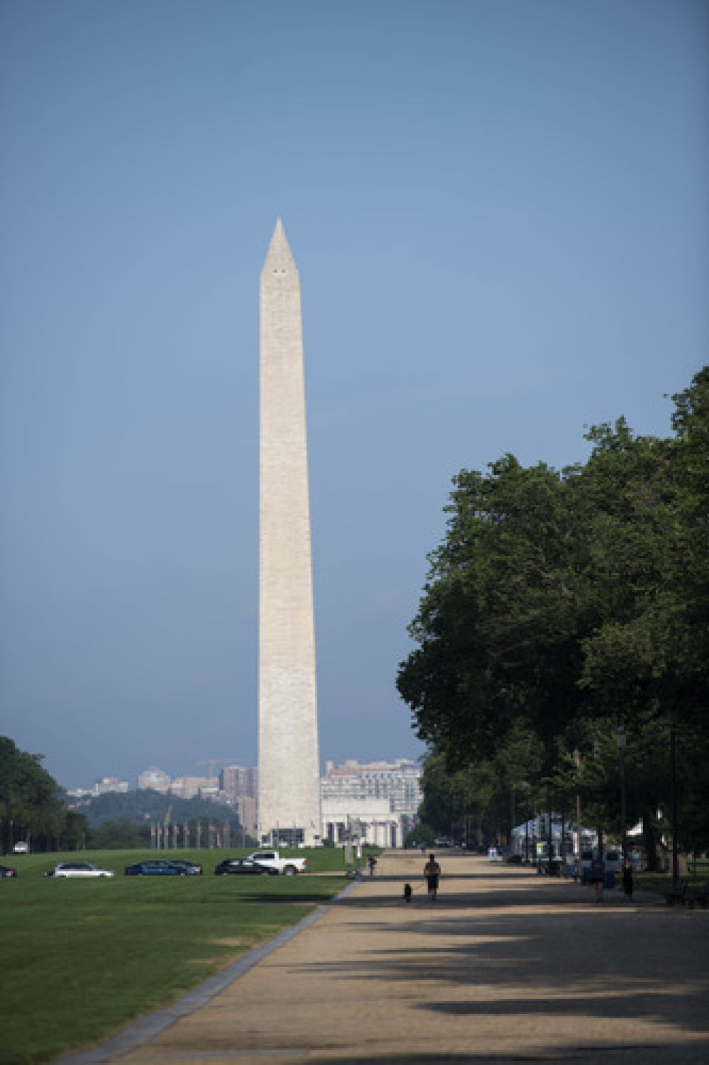 这是7月8日在美国华盛顿拍摄的华盛顿纪念碑.
