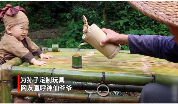 【油管鲁班】63岁中国爷爷成油管网红 木制技艺出神入化