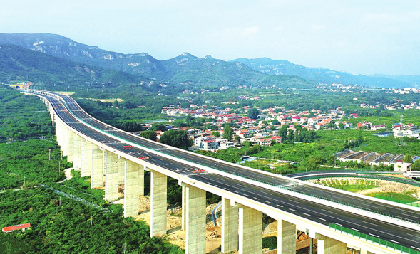 山东最美高速等你来 济南至泰安高速公路正式通车