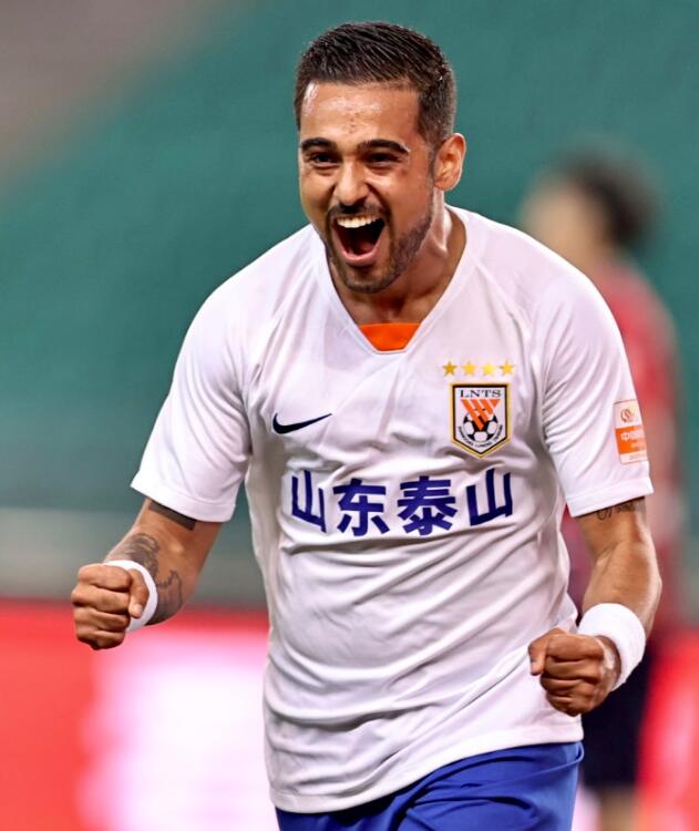 莱昂纳多,郭田雨建功,泰山队赢球开启新"旅"橙