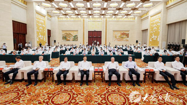 山东省人民政府与中央广播电视总台签署文化创意产业高质量发展合作框架协议 中央广播电视总台山东总站成立 慎海雄刘家义致辞