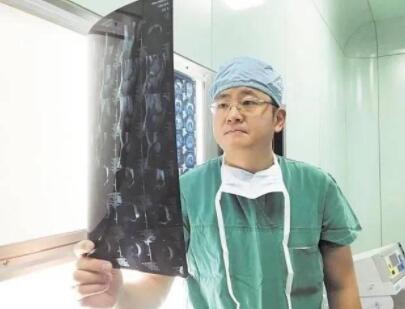 30岁女子每天跳绳1000个致骨折医生给出运动建议