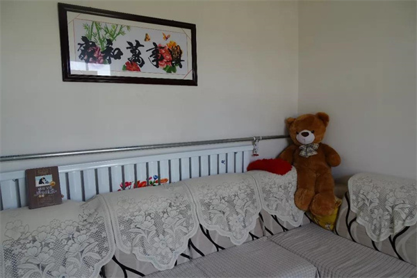 几十年如一日，用心扮靓家园——济阳街道朝阳居居民董悦雨争创“出彩人家”，秀出新风采