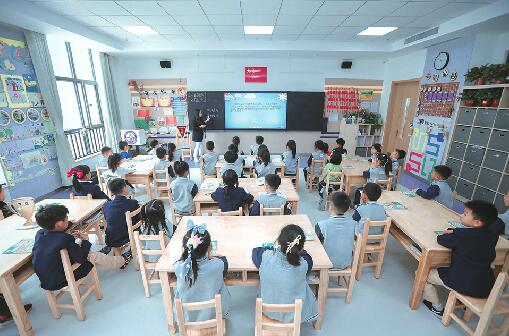 山大附中瀚阳学校打造“以学生为中心”的育人环境 让“无声课堂”说话“沉浸式”培养好习惯