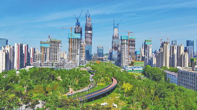 历下区第十九届人民代表大会第一次会议开幕奋力开创国际化一流中心