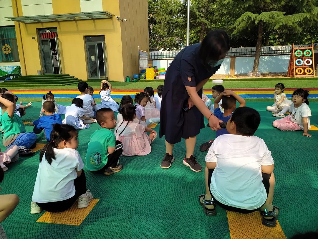 防震减灾安全常在莱芜区嬴昊实验幼儿园应急避震疏散演练